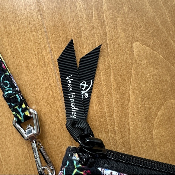 Vera Bradley x Disney RFID Wristlet Wallet,Disney Classics Swirl Limited Edition - Picture 6 of 15